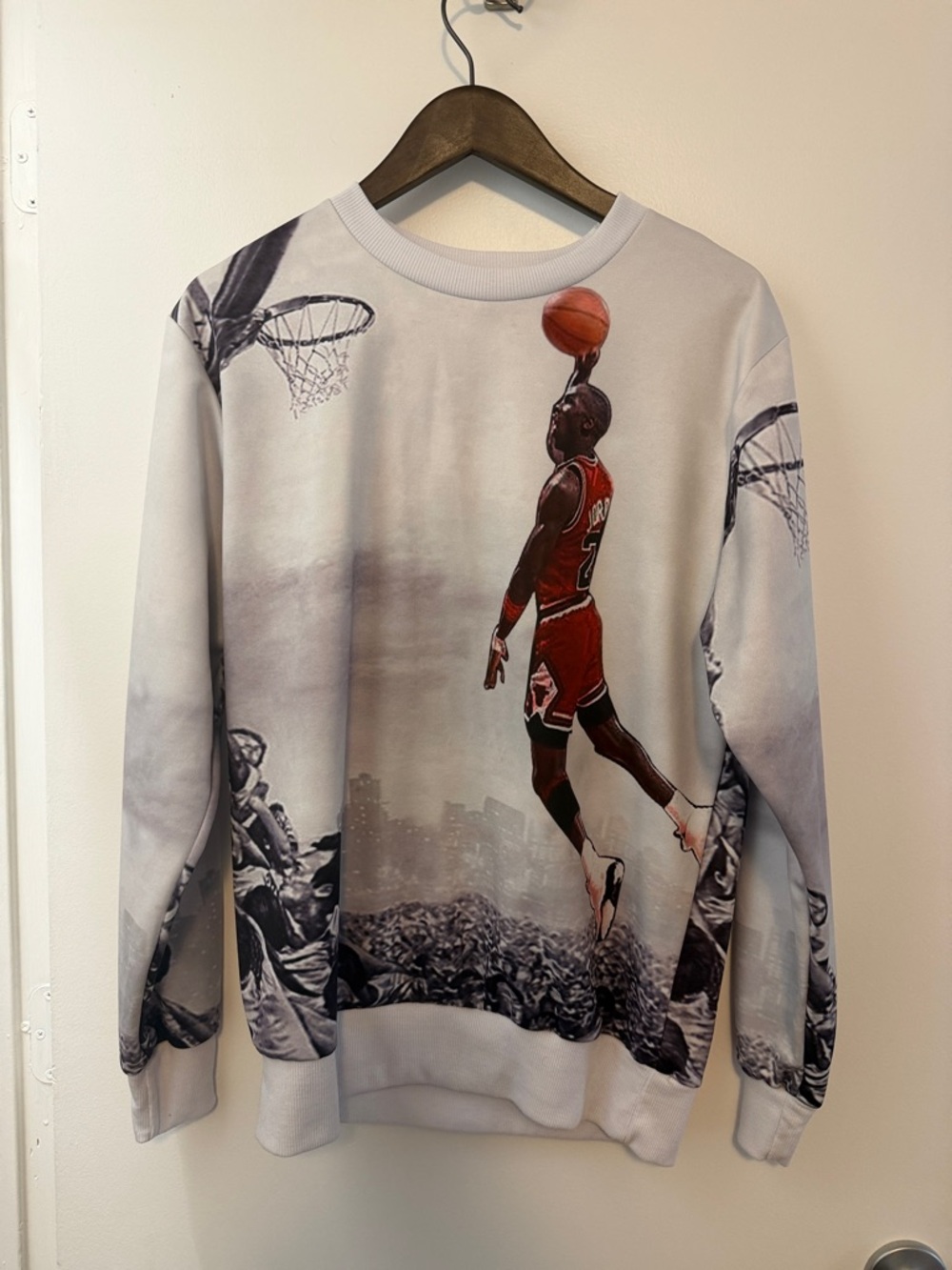 Men's Crewneck Basketball Graphic Sweater - White/Red